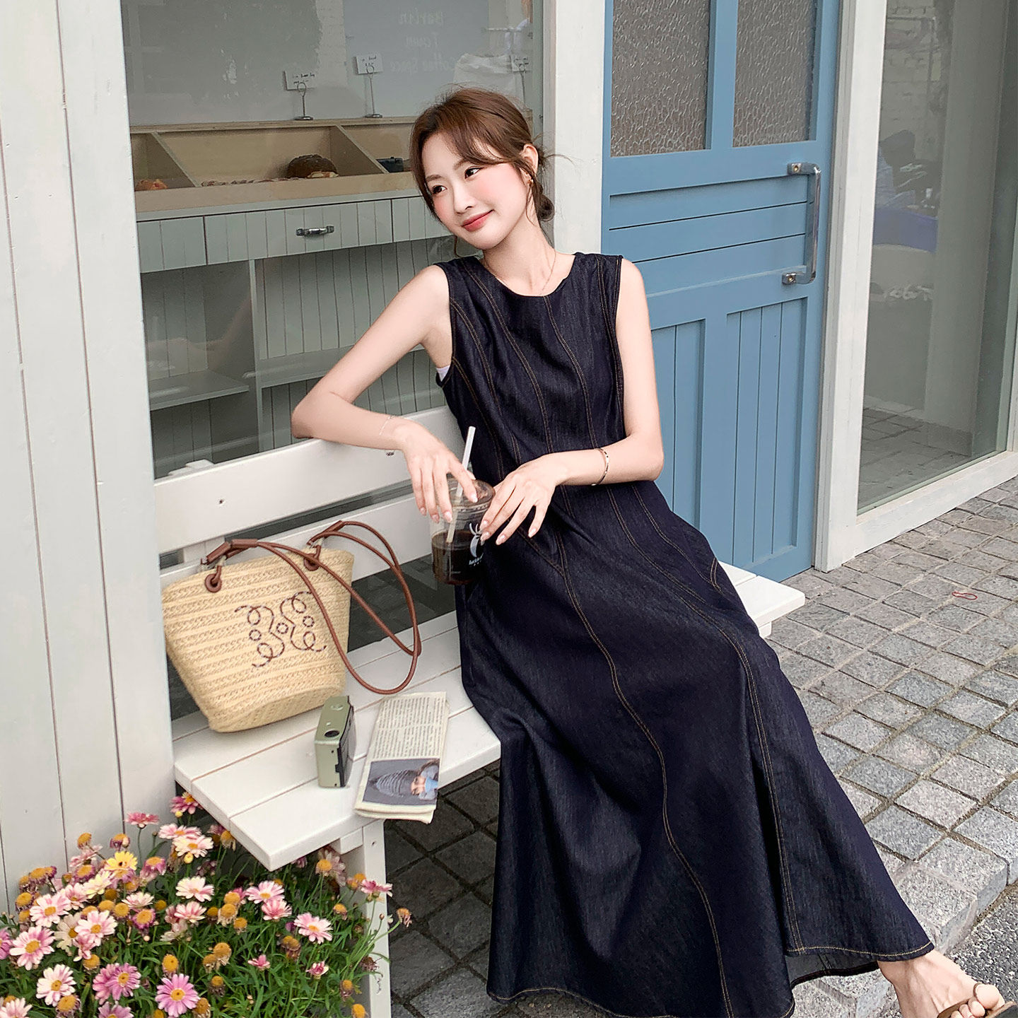 藏青色盐系冷淡风无袖圆领牛仔裙女2026新款韩版高腰显瘦连衣裙夏