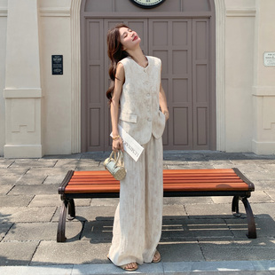 春日设计感扎染套装女2026年新款设计感马甲高腰显瘦阔腿裤两件套