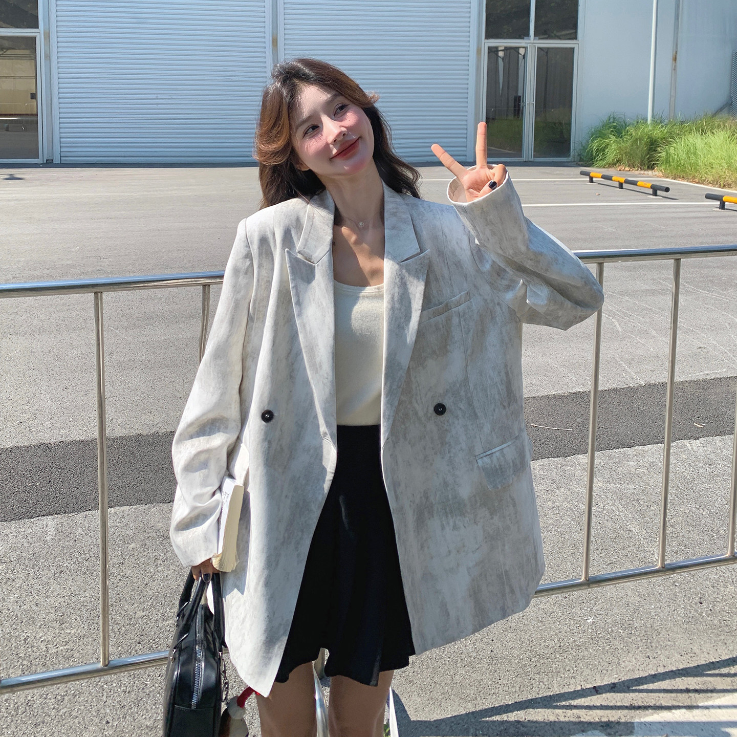 灰色扎染小西装外套女小个子2026春季新款韩版今年流行巨好看西服