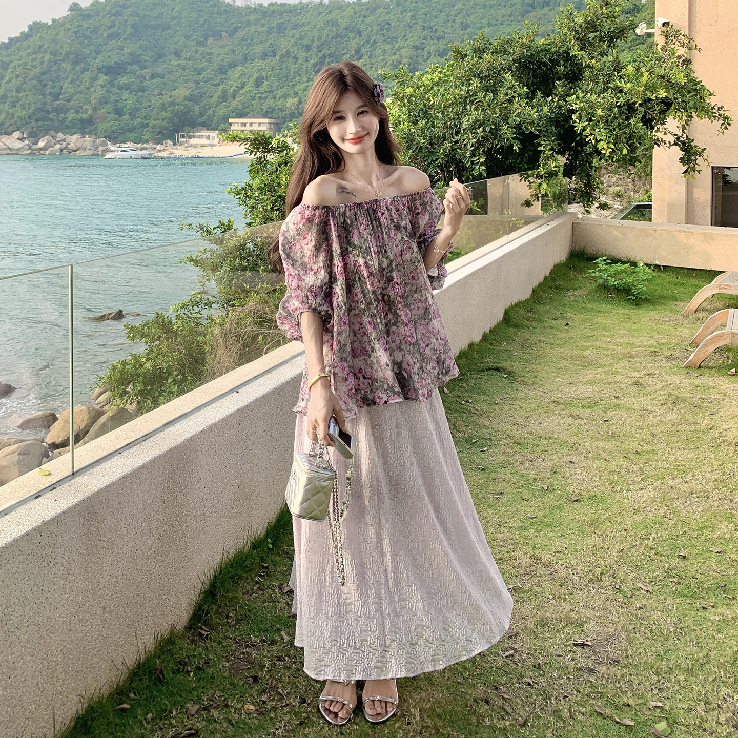 紫色轻熟感浪漫风套装女2026初夏新款一字肩印花上衣半身裙两件套