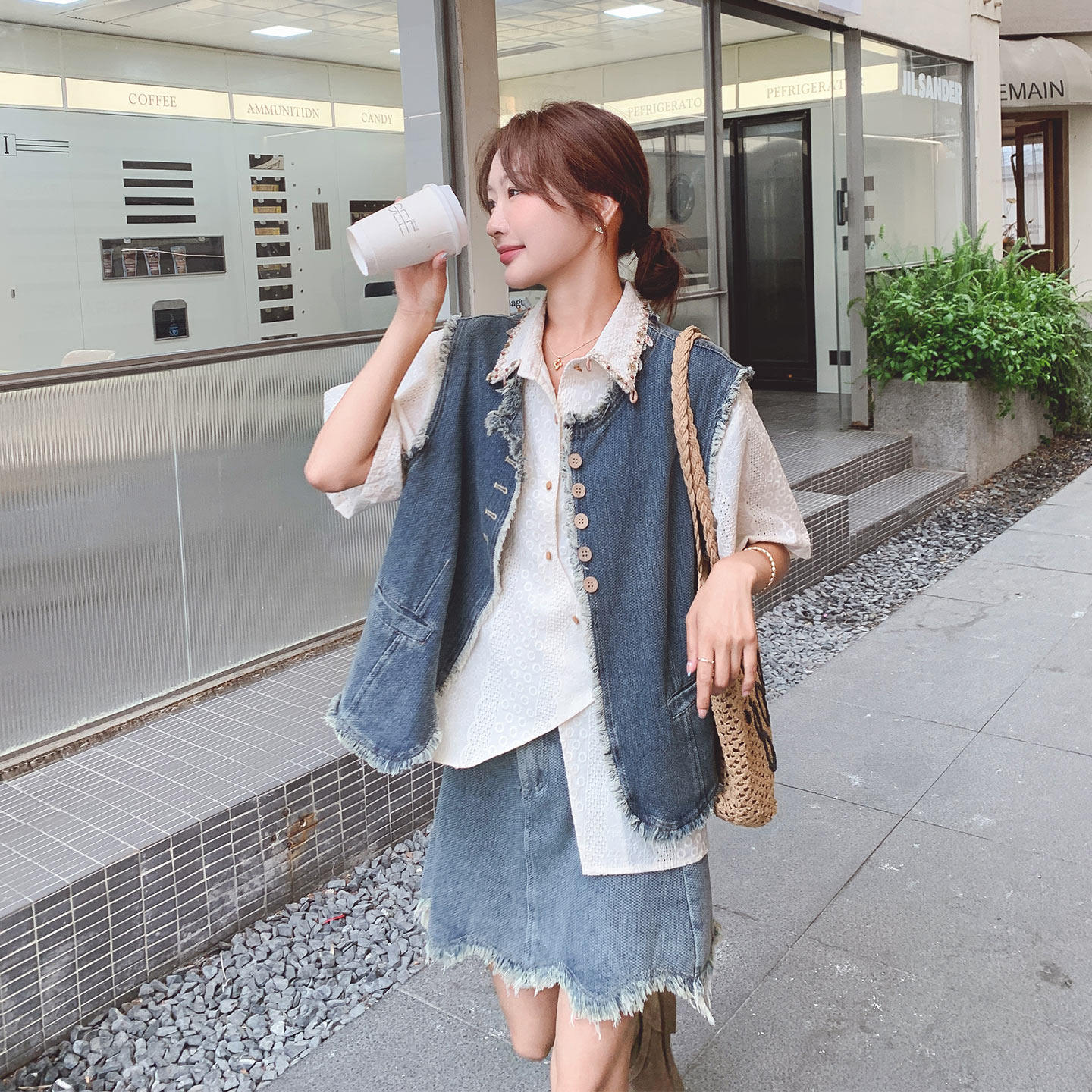 韩版休闲风流苏牛仔马甲套装女2026春新款时尚百搭衬衫短裙三件套