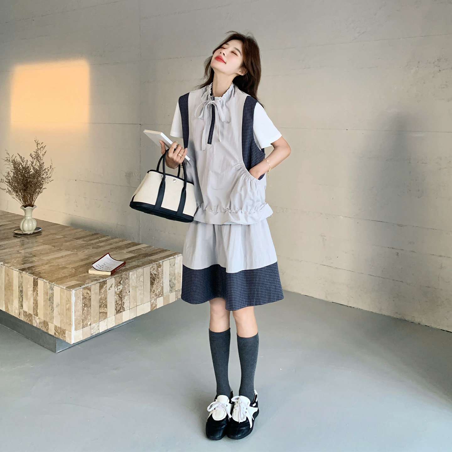 夏日韩版休闲工装风格纹拼接套装女2026新款无袖上衣半身裙两件套