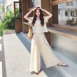 法式高知温柔绣花套装女2026春新款圆领花边短袖上衣阔腿裤两件套