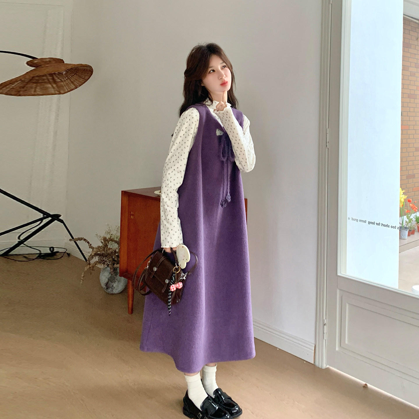 紫色温柔风减龄背心连衣裙套装女2026春法式印花打底衫长裙两件套