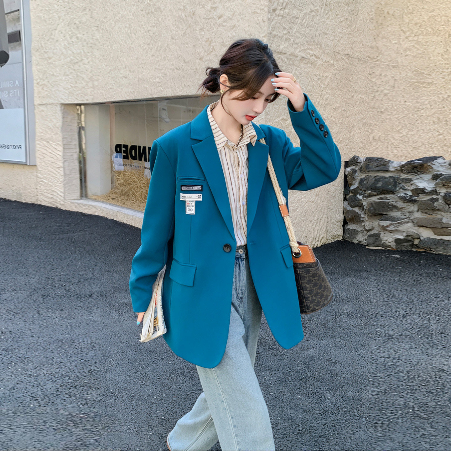 蓝色独特设计感西装外套女2026新款韩版小个子早春时尚高级感西服