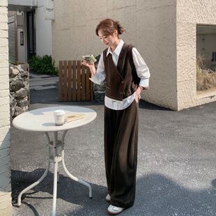 咖色小众高级感西装马甲套装女2026春日新款时尚衬衫阔腿裤三件套