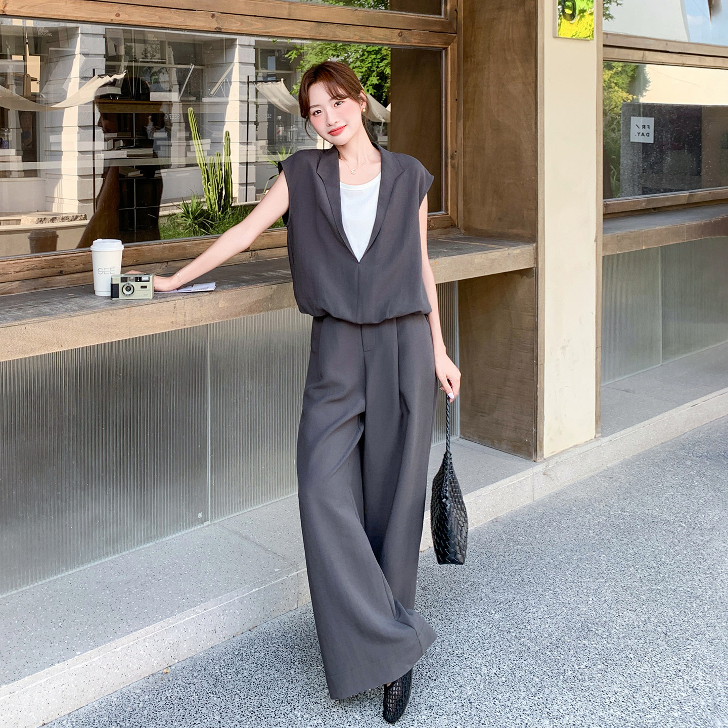 灰色轻熟气质通勤风穿搭女2026新款夏日拼接假两件上衣长款两件套