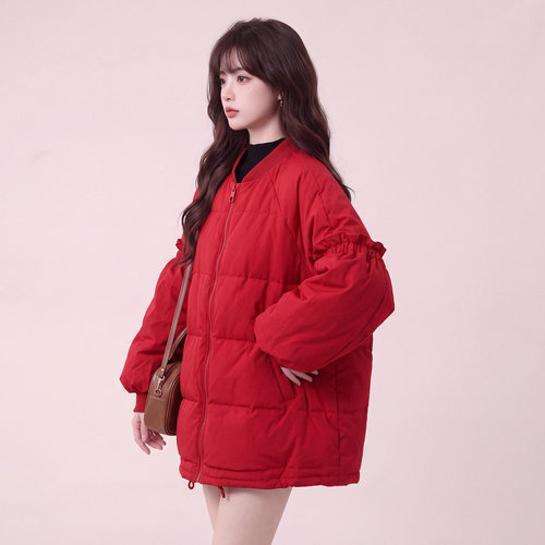 红色花边灯笼袖90绒羽绒服女