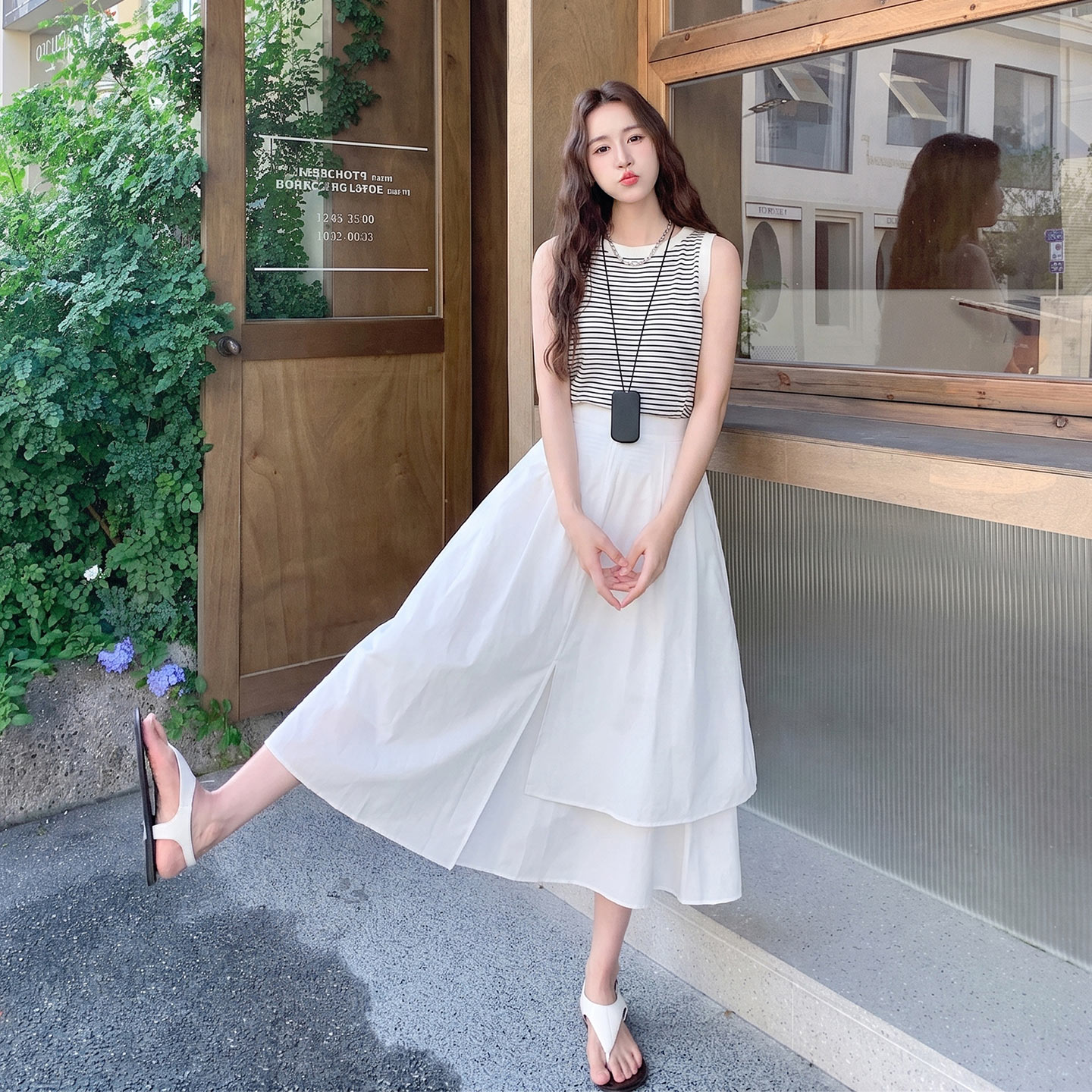 韩版松弛感通勤套装女2026初夏新款休闲条纹背心高腰半身裙两件套