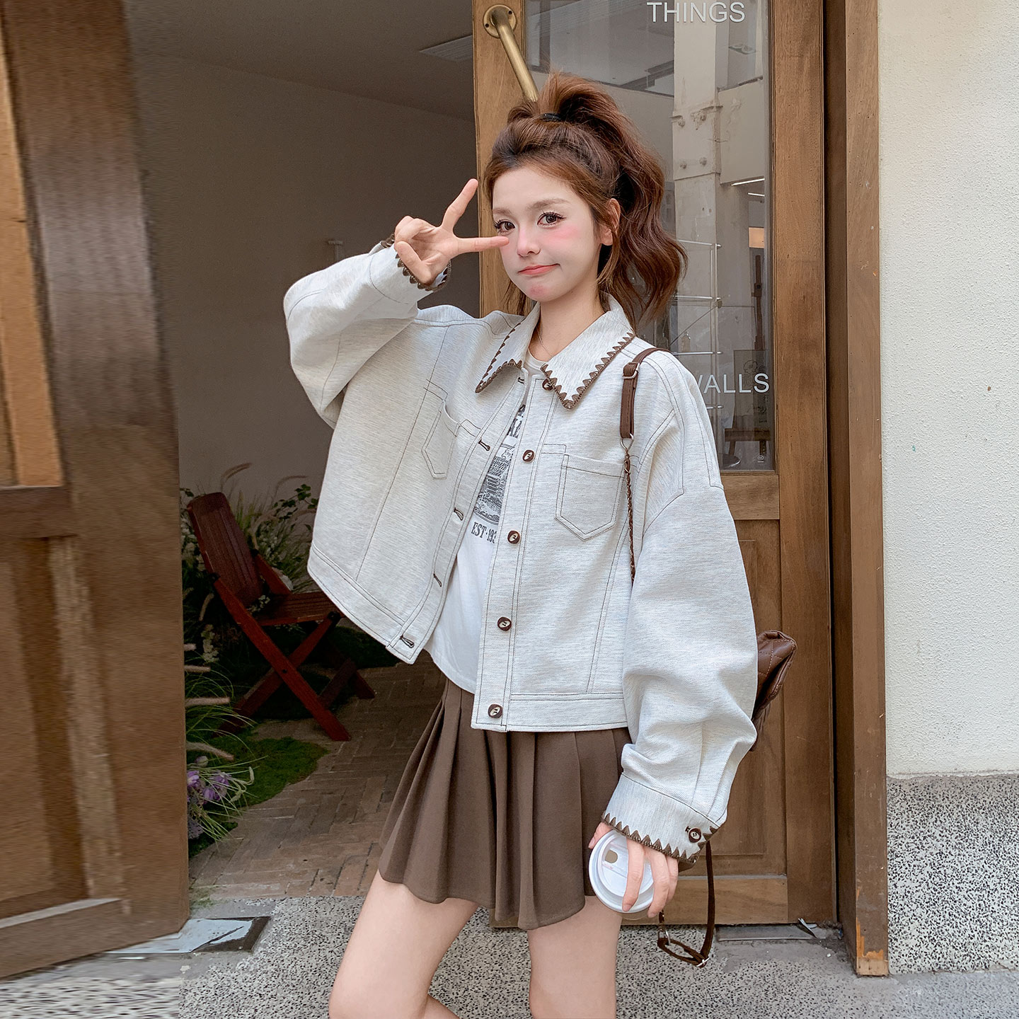 韩版休闲百搭复古风上衣女2026早秋新款小个子高级感撞色刺绣外套