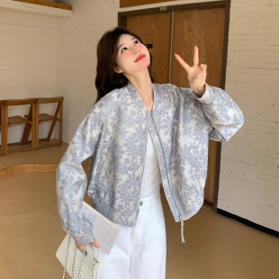 灰色设计感休闲撞色印花外套女短款2026早春新款独特时尚小众上衣