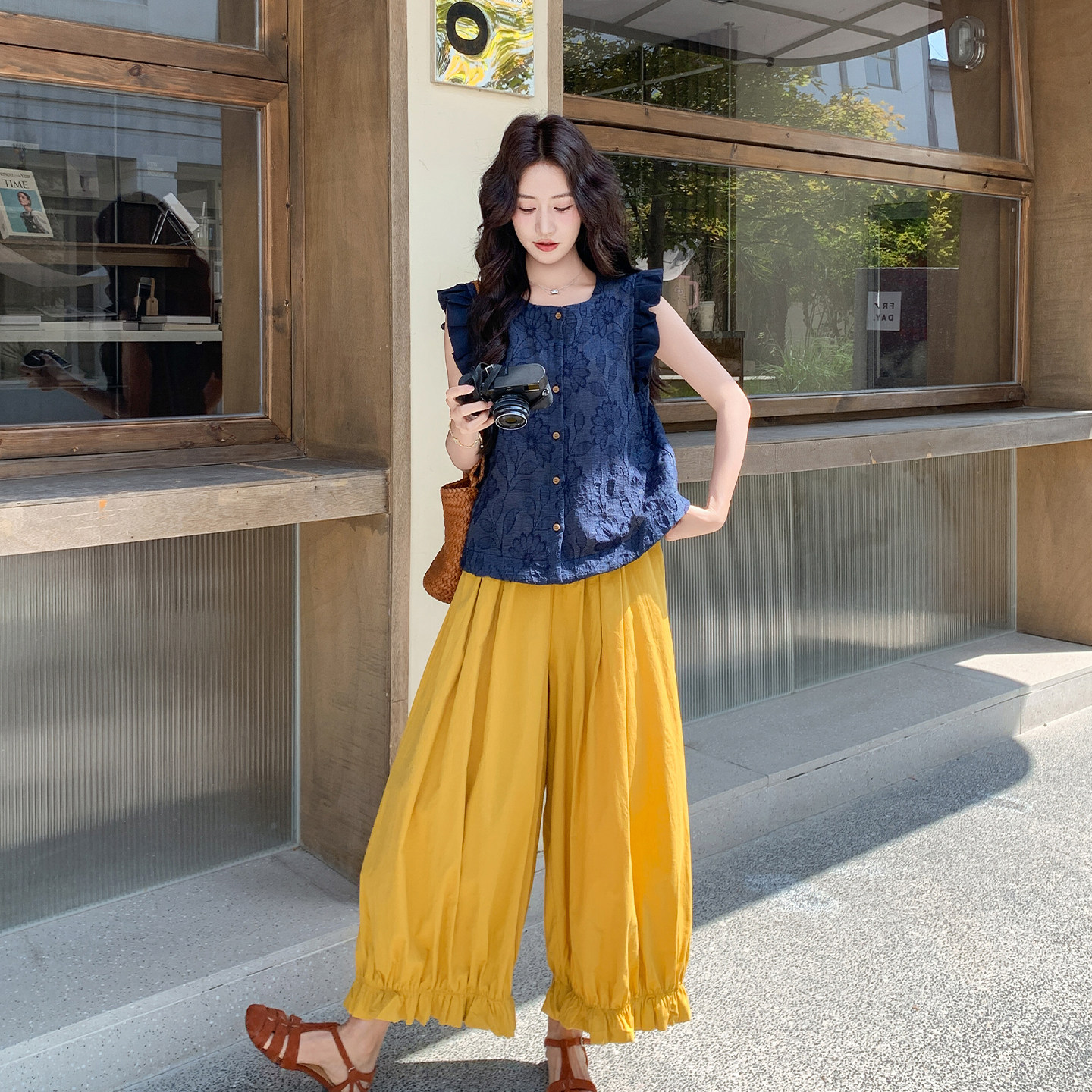 韩版元气减龄度假风穿搭女2026新款小飞袖上衣花苞阔腿裤两件套夏