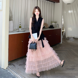 黑色甜酷少女感法式穿搭2026新款收腰V领马甲网纱半身裙两件套夏