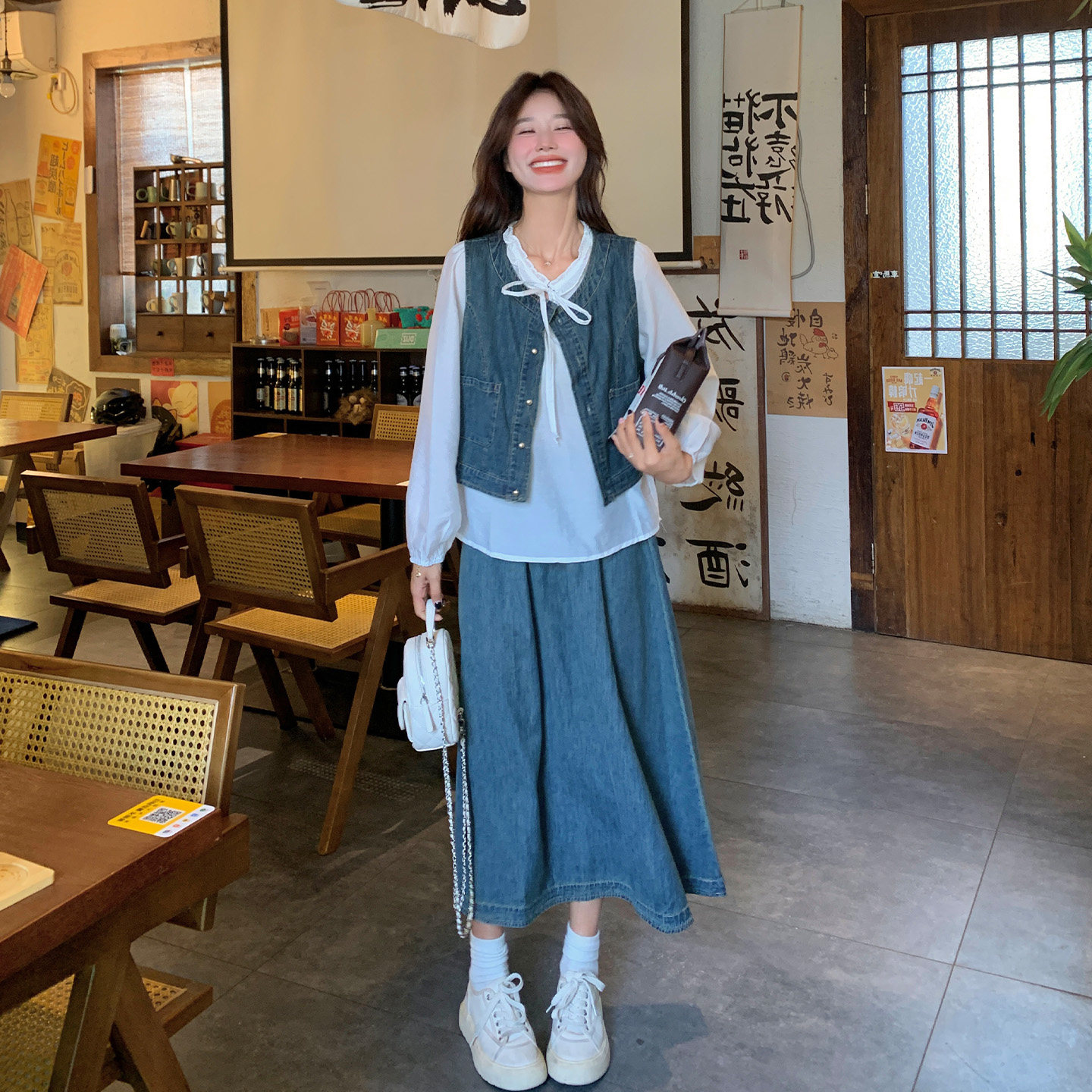 韩系牛仔马甲衬衫半身裙三件套