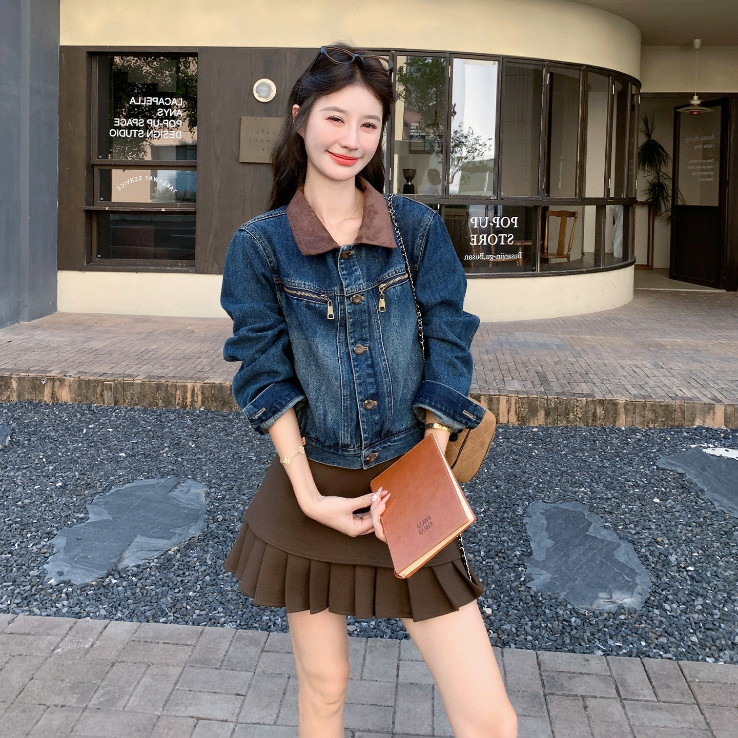 复古拼接翻领牛仔外套女短款