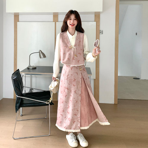 新中式蝴蝶马甲衬衫半裙三件套