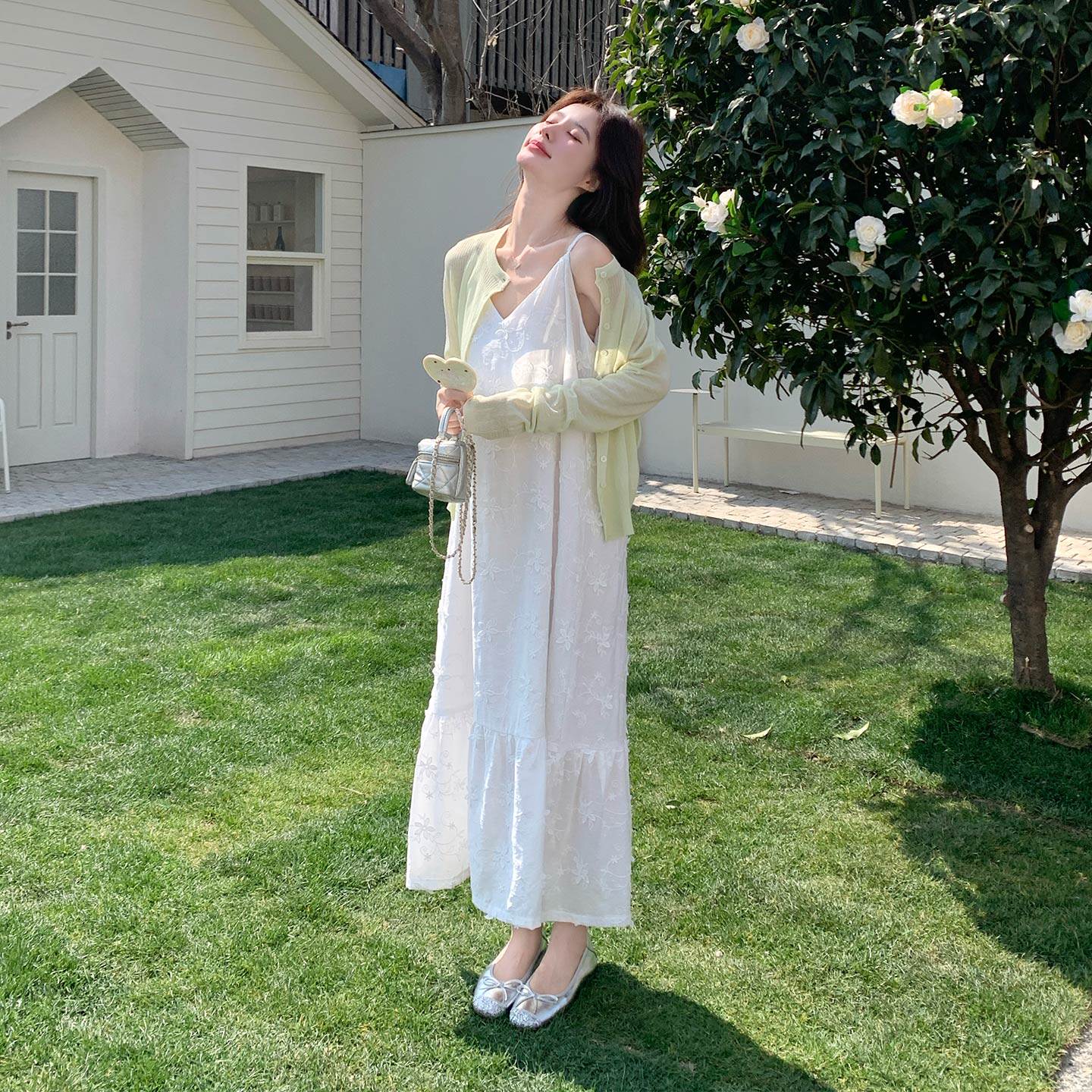 温柔风减龄立体绣花吊带连衣裙套装女2026夏新款温柔风开衫两件套