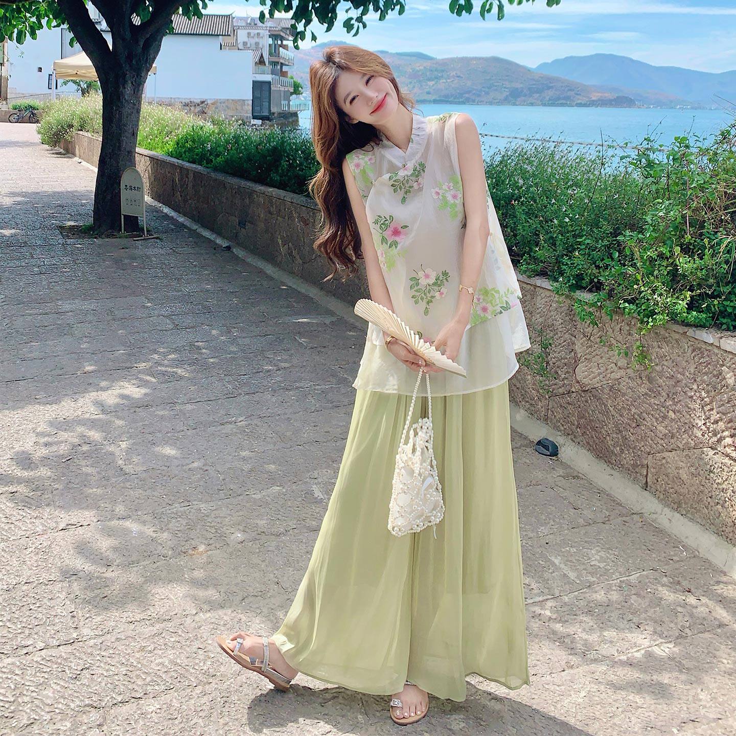 气质女神范国风套装女2026夏新款绝美绣花盘扣背心薄纱裙裤两件套