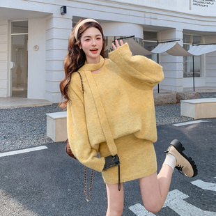 米黄色韩系慵懒风针织毛衣套装裙女2026春季松弛感休闲短裙两件套