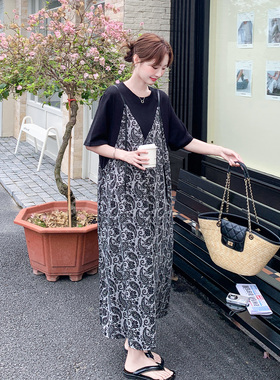 黑色法式慵懒风气质连衣裙女2026新款夏日高级感假两件印花T恤裙