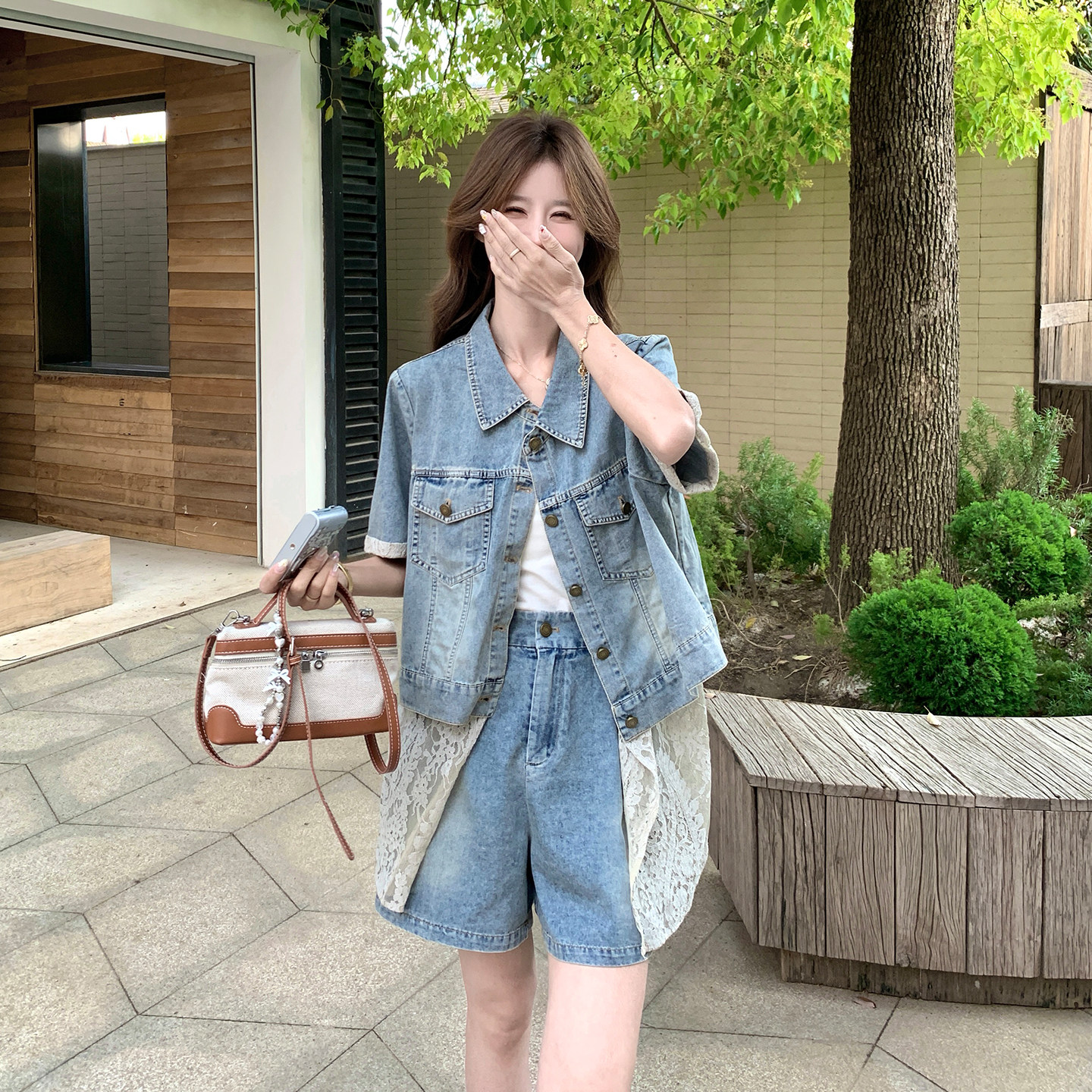 夏季设计感蕾丝拼接牛仔两件套