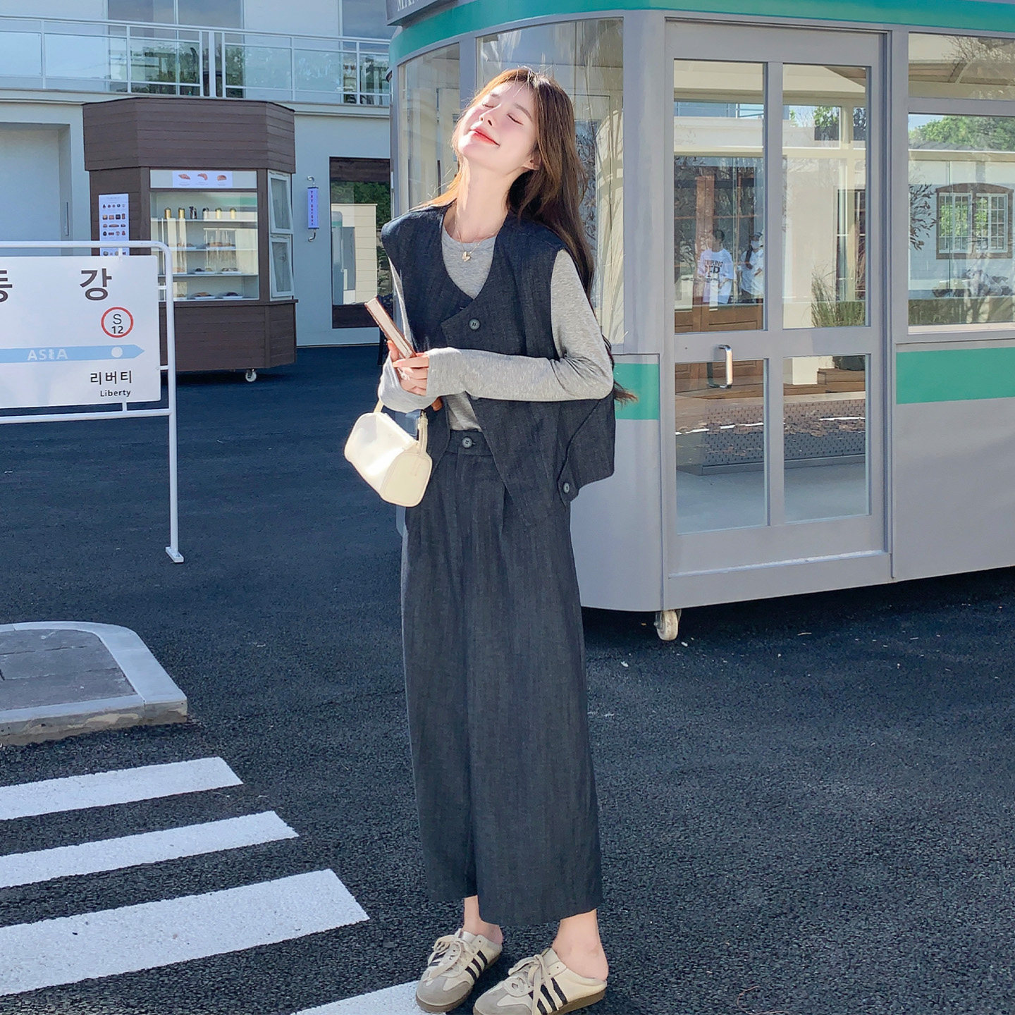 英伦风牛仔马甲三件套女秋