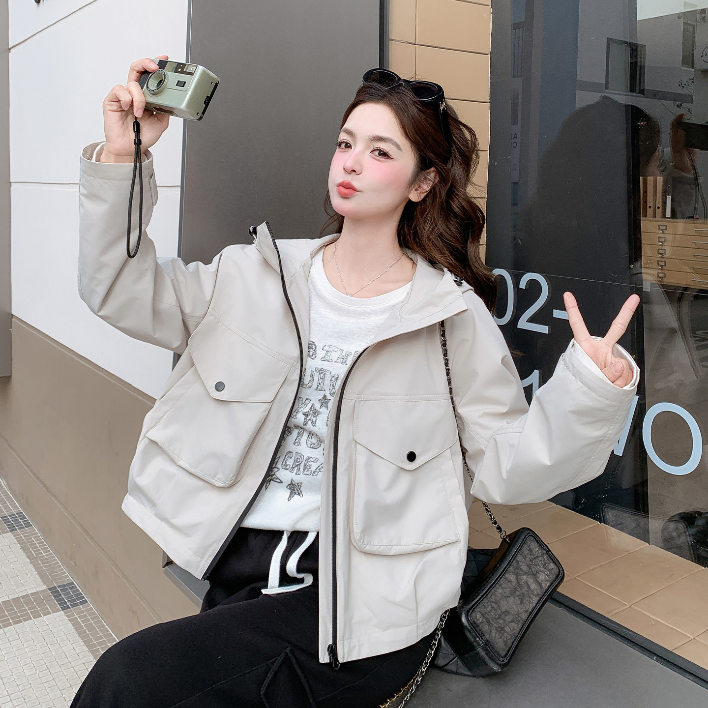 韩系小个子穿搭简约高级感休闲外套女2026春季新款松弛感连帽上衣