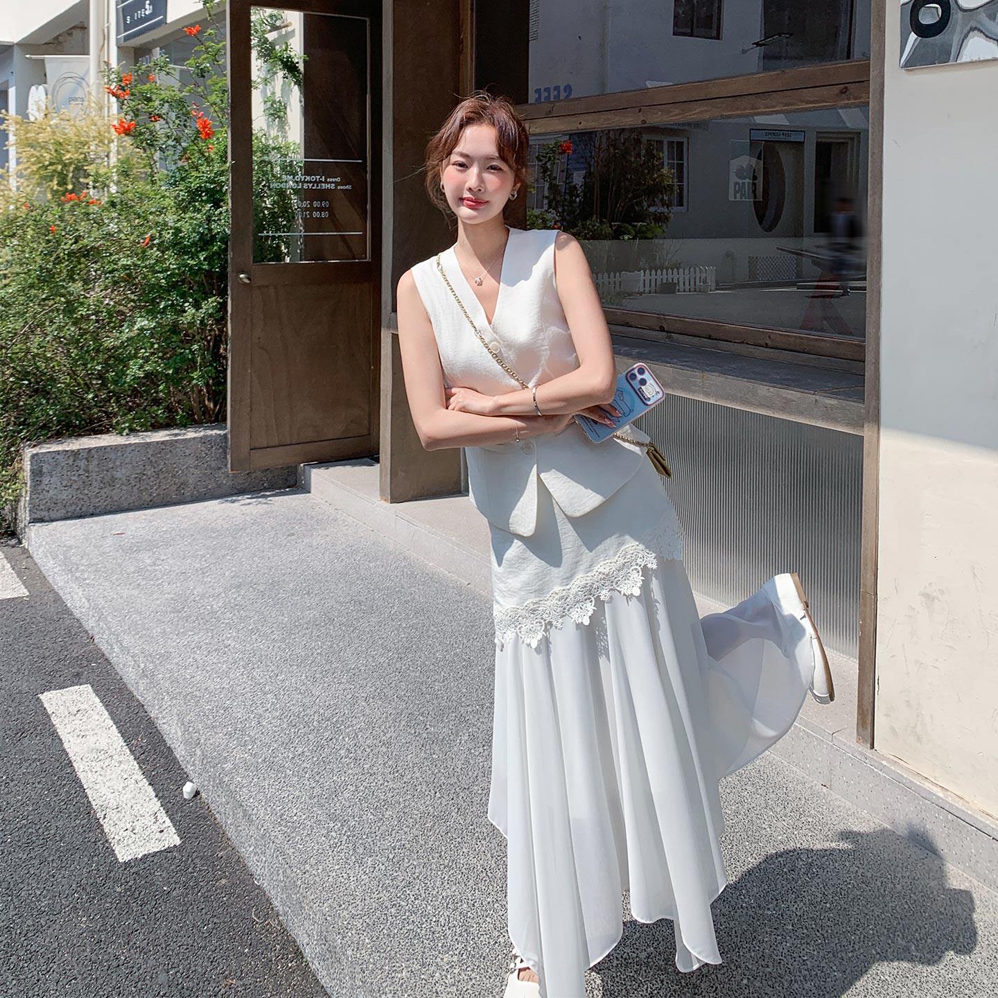 白色名媛气质高级感西装马甲套装夏季不规则半身裙两件套2026新款