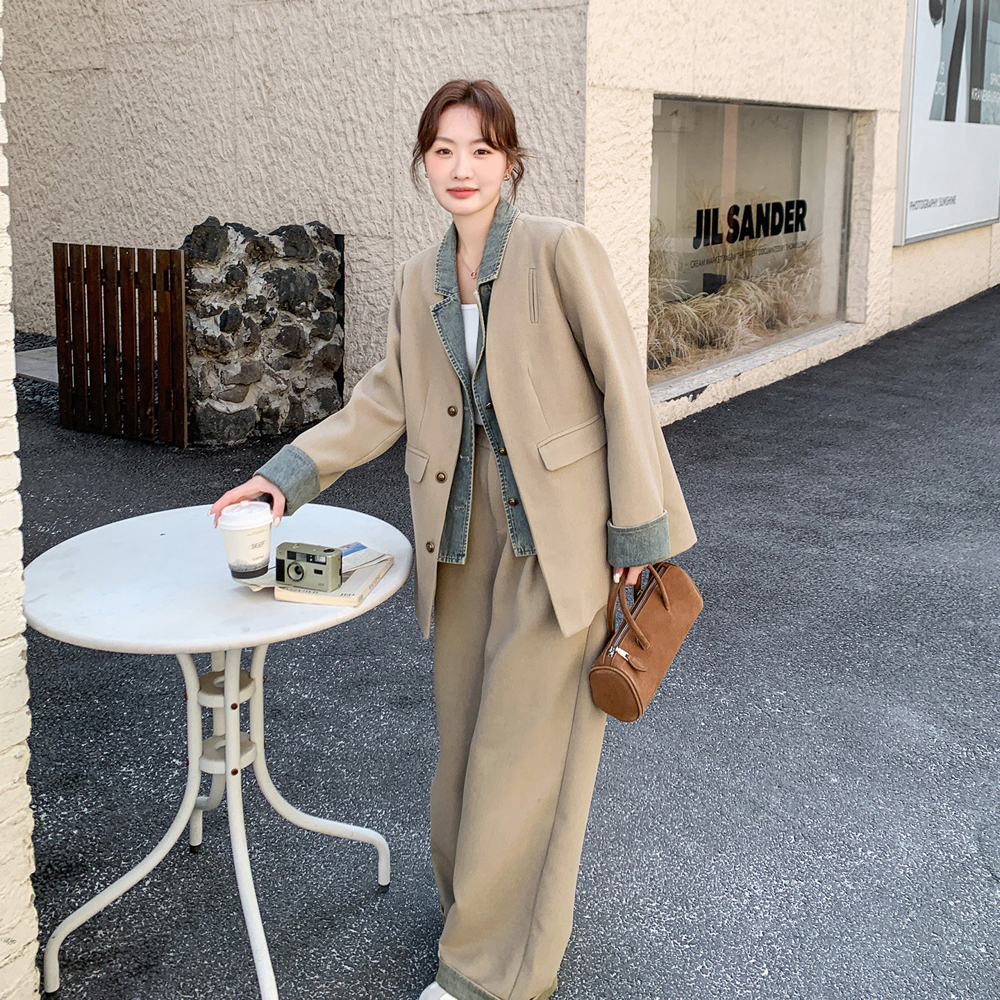 卡其色韩版高级感套装女2026春季新款牛仔拼接西装阔腿长裤两件套