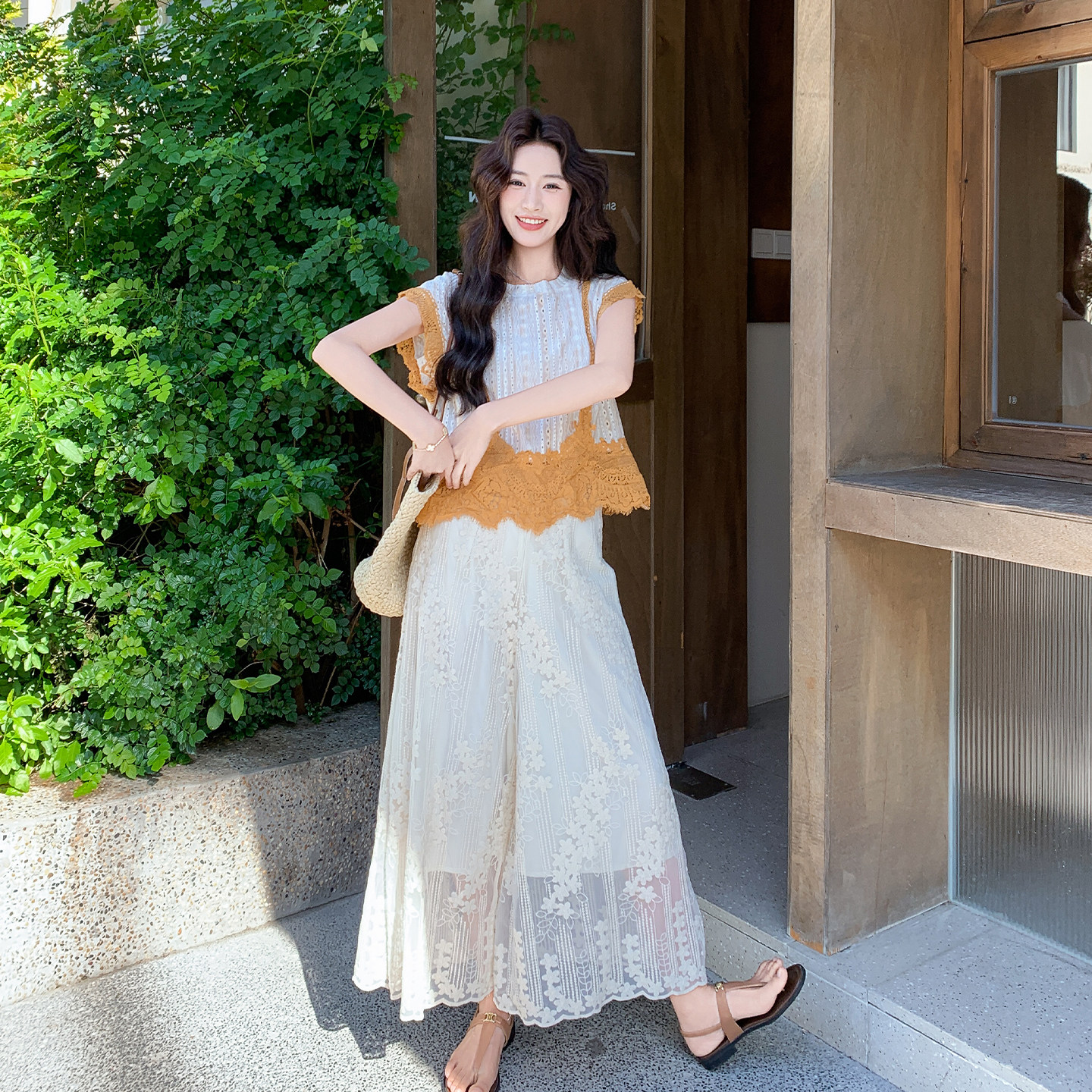 夏季森系甜美蕾丝刺绣两件套