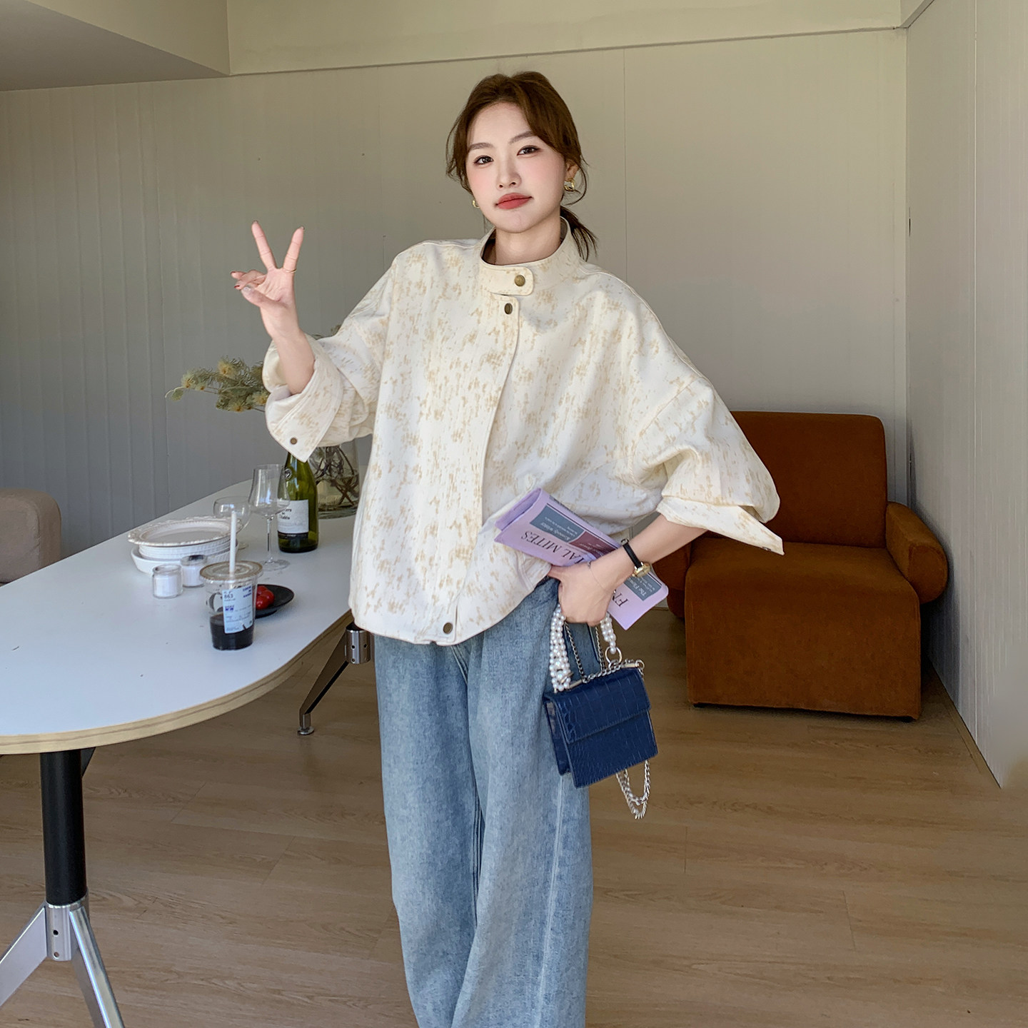 米色甜美晕染独特宽松时尚休闲外套女2026春新款立领百搭短款上衣