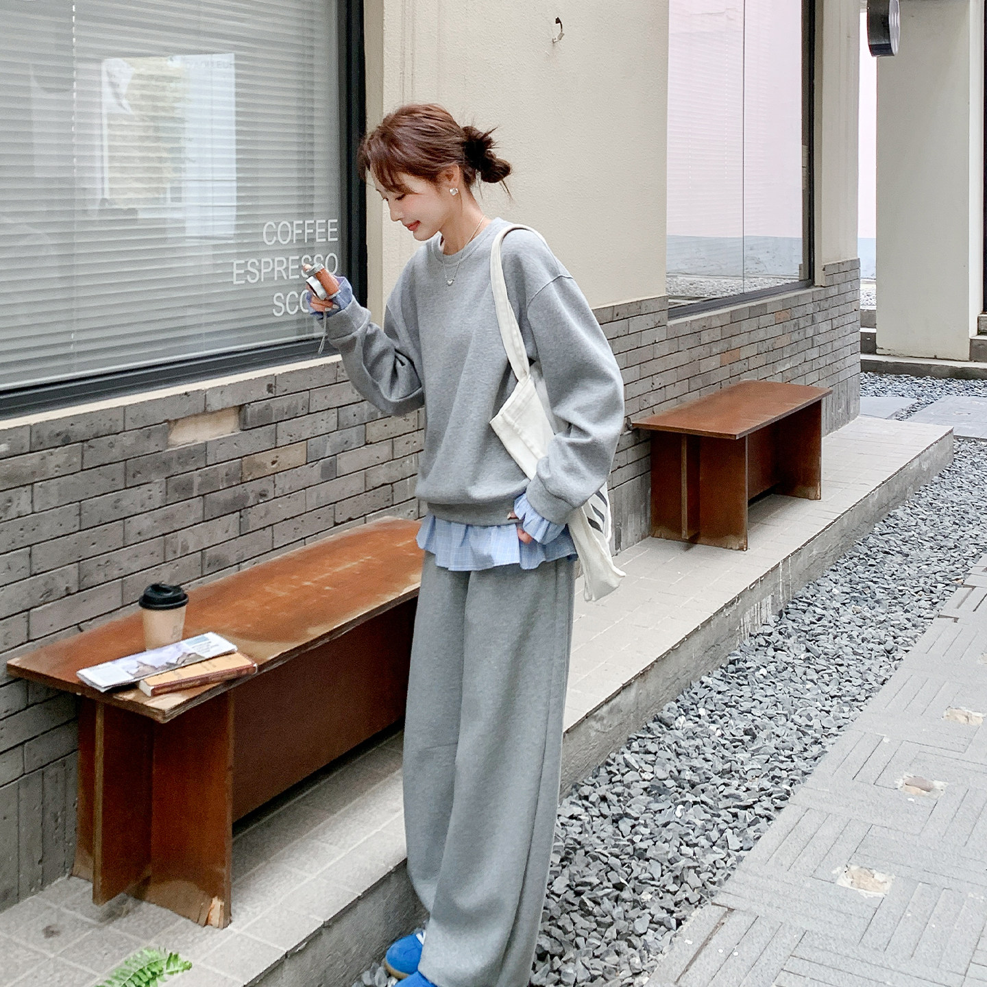 2026早春韩系学院风运动格纹卫衣套装女圆领上衣屁帘阔腿裤两件套