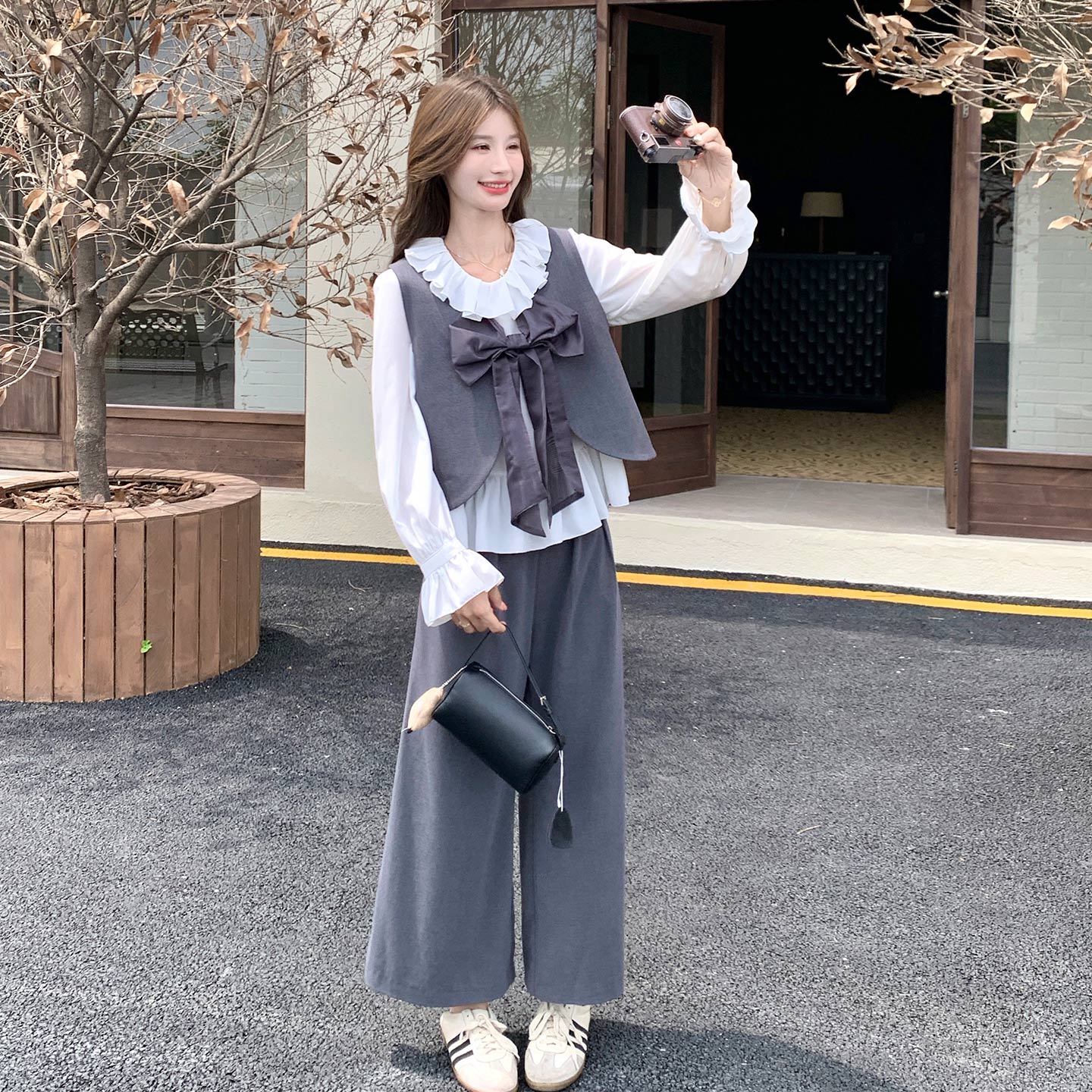 休闲减龄甜美风三件套秋时尚两穿马甲荷叶边衬衫阔腿裤套装女2026