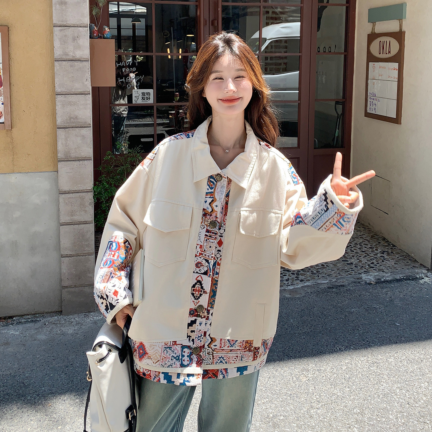 白色印花拼接短外套女小个子2026春季新款韩版宽松减龄设计感夹克