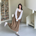 咖色学院减龄风吊带连衣裙套装女2026春天新款蕾丝刺绣衬衫两件套