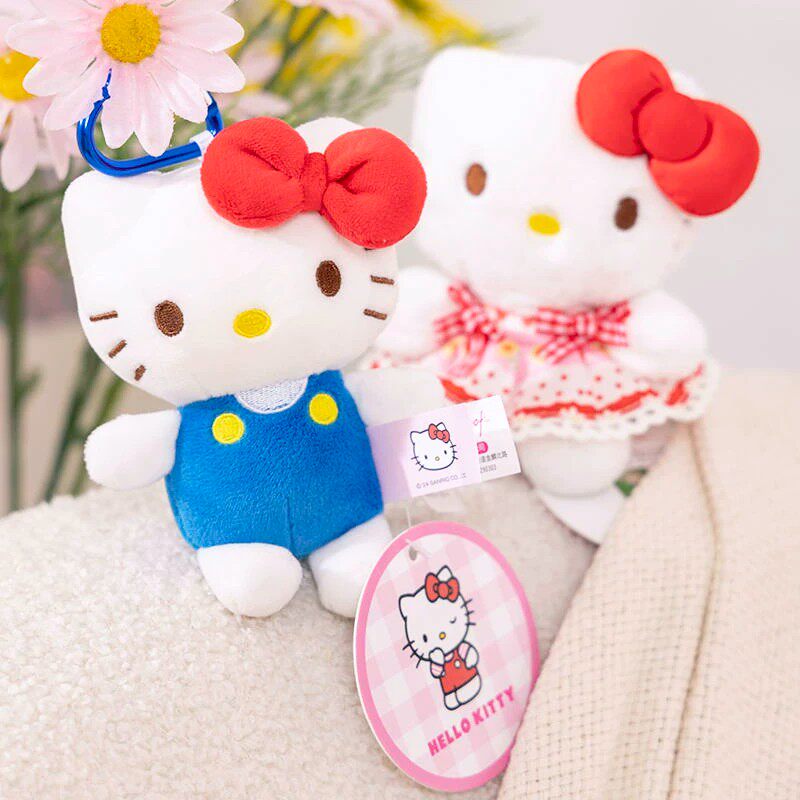 新款凯蒂猫挂饰创意汽车钥匙圈Kitty毛绒包挂件钥匙扣闺蜜礼物