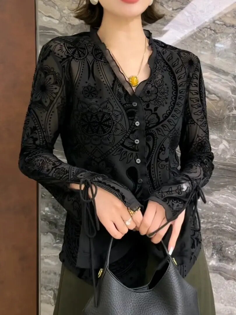 轻奢黑色蕾丝衫长袖宽松新款