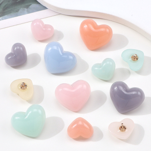 装 衬衫 饰异形ABS纽扣子 雪纺毛呢大衣毛衣短袖 爱心形高端女士开衫