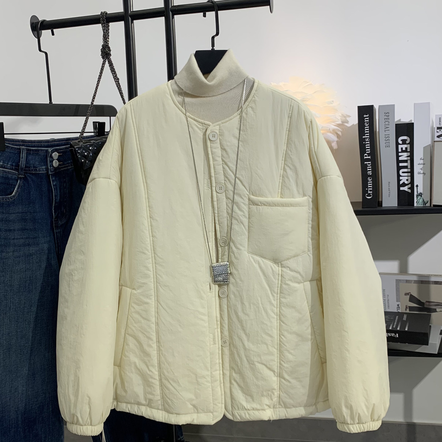 2025冬季新款圆领白色棉服女宽松大版简约百搭加厚小个子棉衣外套