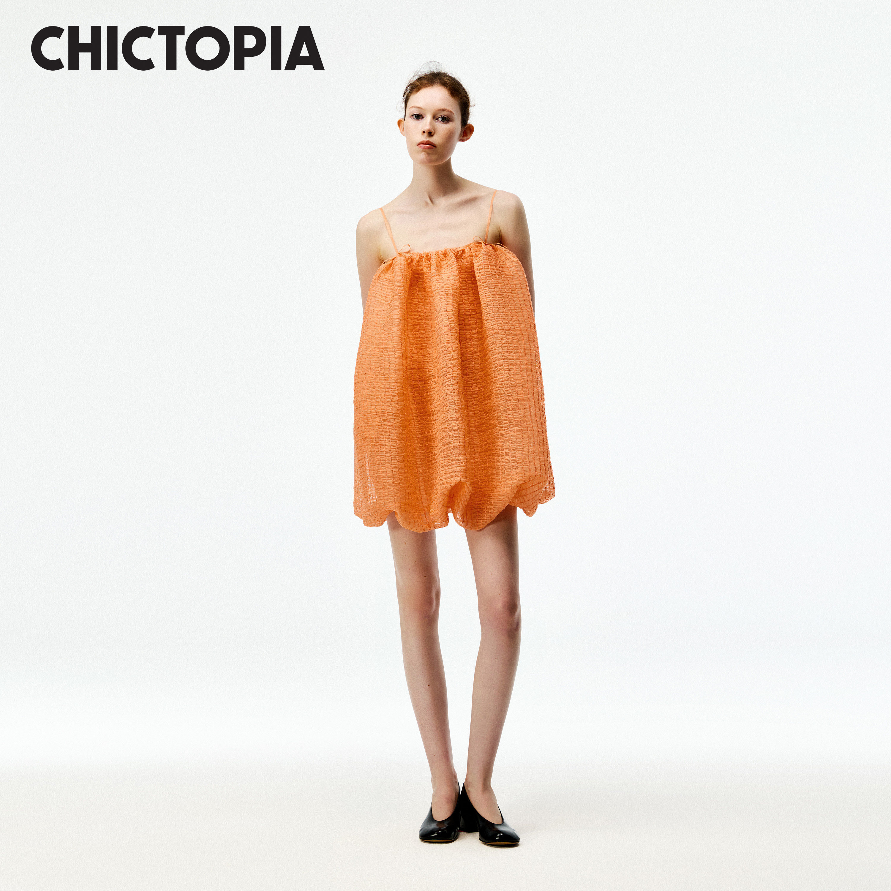 CHICTOPIA刘清扬原创设计肉粉色桑蚕丝欧根纱抽皱花苞吊带连衣裙