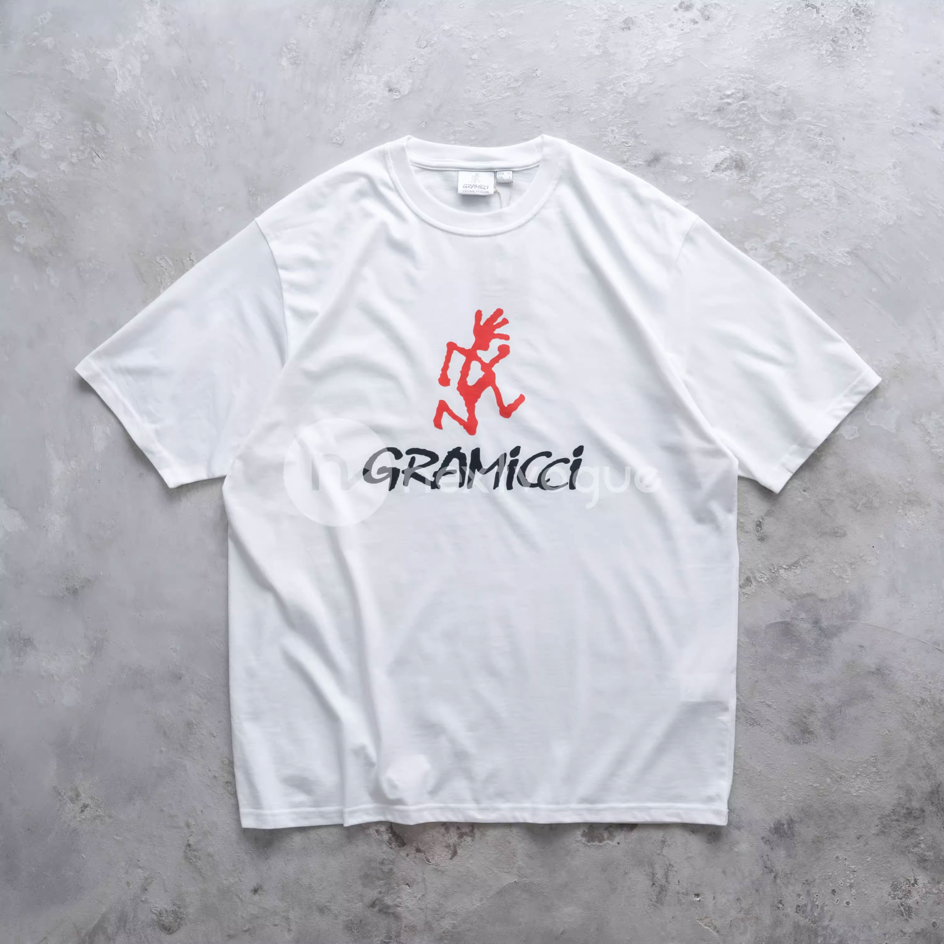 GramiccilogoTee圆领宽松短袖