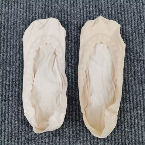 隐形袜子女冰丝凉感棉底吸汗浅口船袜360度防滑硅胶夏季超薄女袜