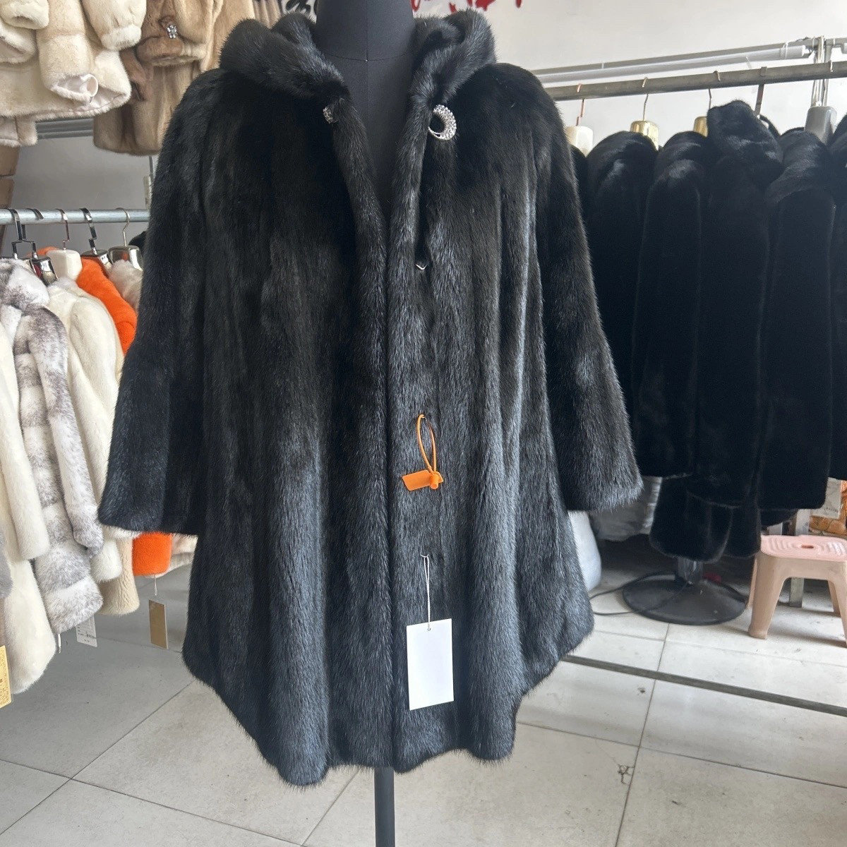 反季特价貂皮大衣女整貂天鹅绒水貂皮草外套