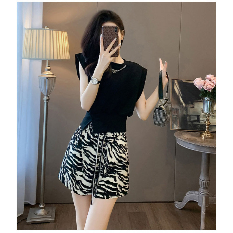 欧洲站休闲运动套装女夏洋气减龄收腰显瘦上衣豹纹短裤时髦,女装/女士精品,常规大码外套,淘宝优惠券,粉丝福利购,淘宝优惠卷