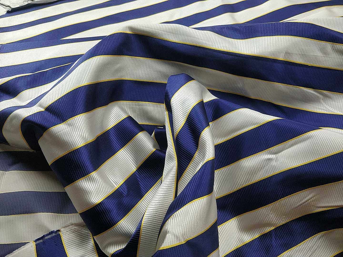 新款百分百桑蚕丝丝绸色织真丝服装旗袍面料衣服床品布料