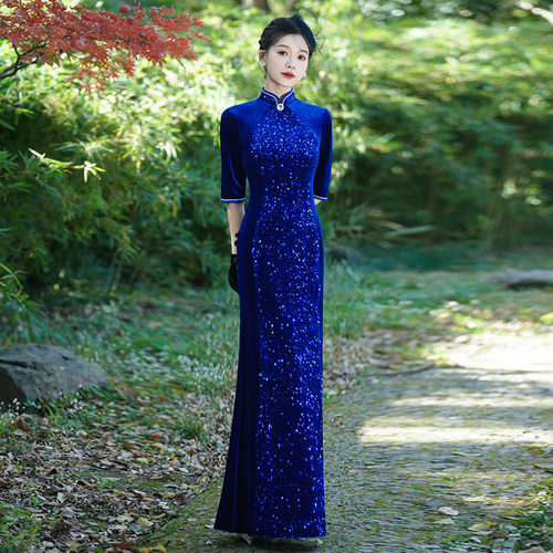 亮片时尚走秀旗袍2026新款复古妈妈婚宴改良加大码鱼尾礼服