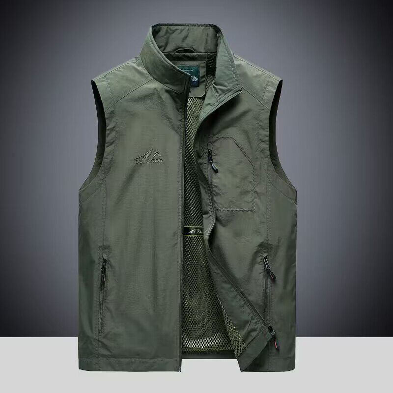 新款春秋季马甲背心男士坎肩2026新款多口袋工装休闲无袖男装外套