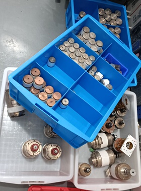 comat电容，固定电容器，成色有轻微使用痕迹，批量库存，标—议