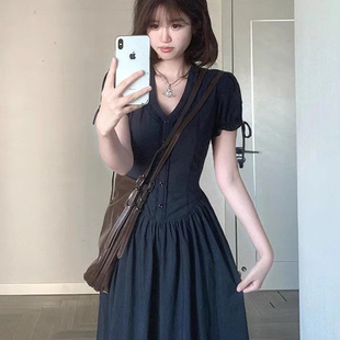 连衣裙女夏季 高级感蕾丝花边v领短袖 藏蓝色海边度假显瘦A字长裙子