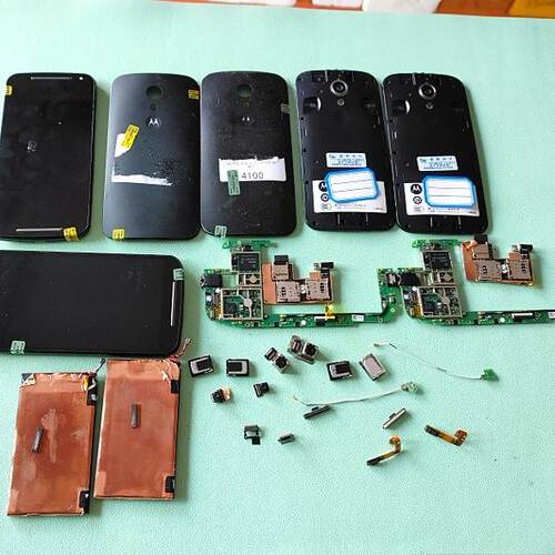适用于 Moto G LTE XT1079 主板 屏幕 电池 摄像头 喇叭 后盖卡槽